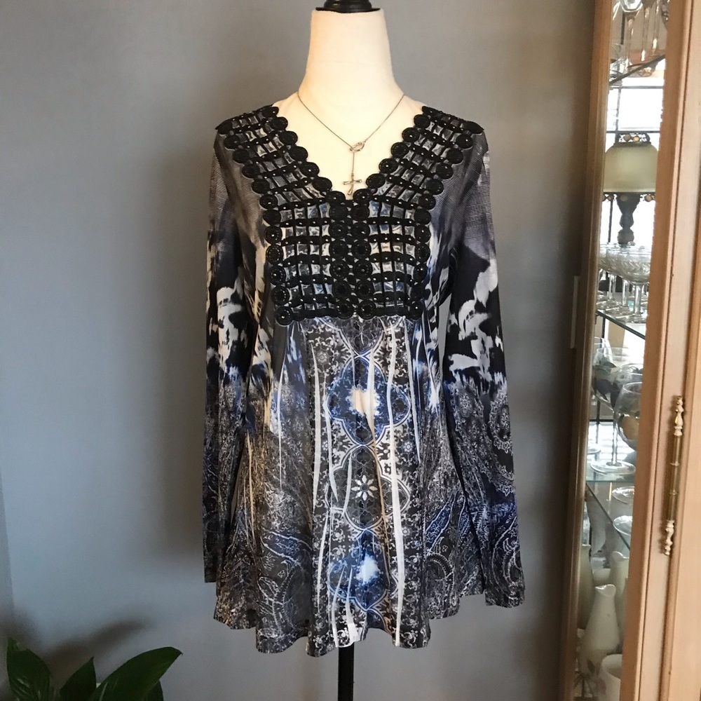 🔴0223:  WORLD UNITY SHEER BLOUSE